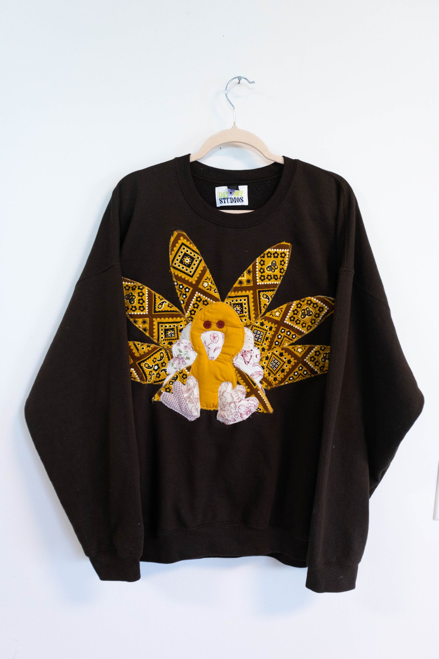 Patchwork Turkey Appliqué Crewneck - XL