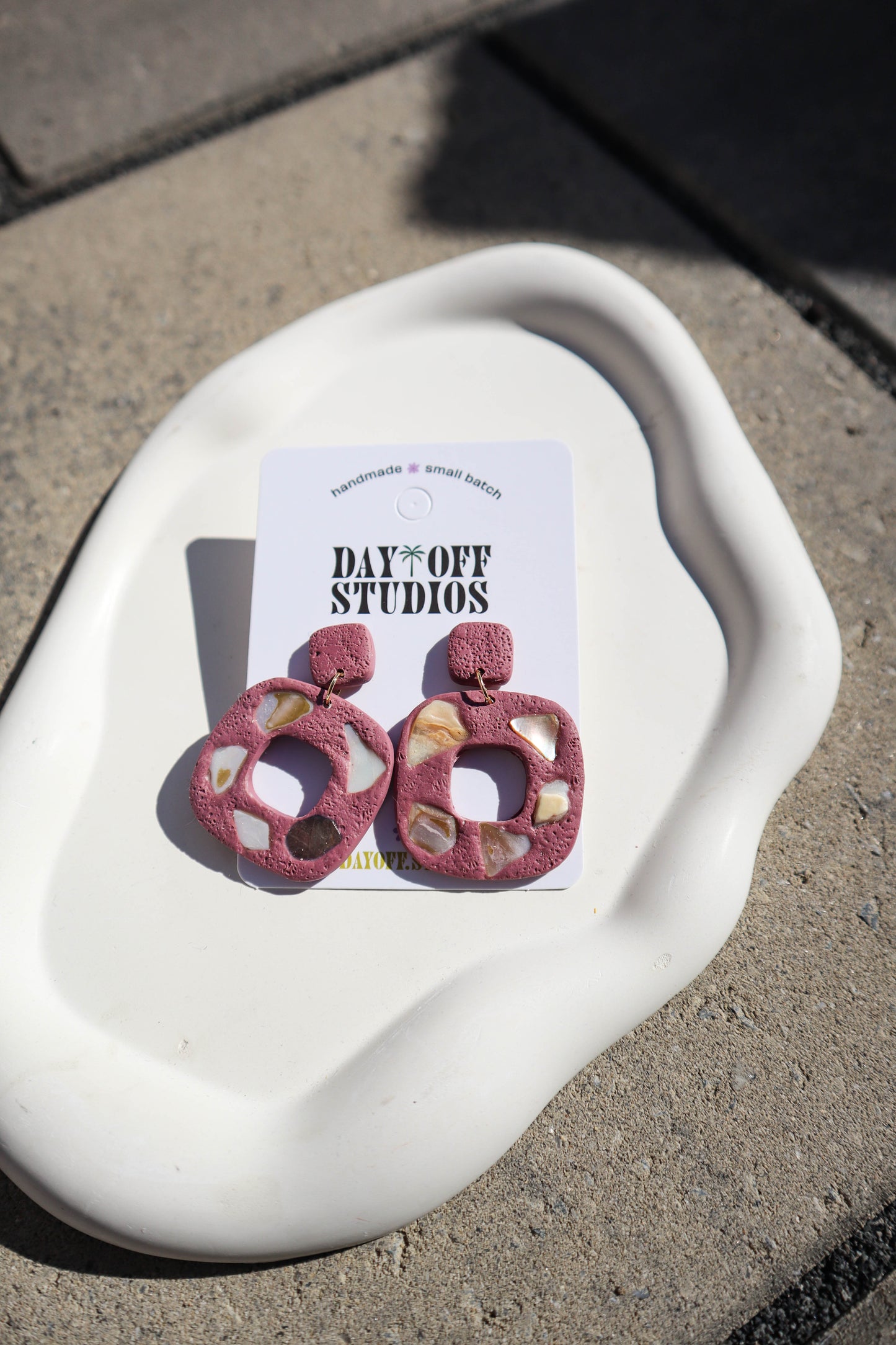 Mauve Seashell Earrings