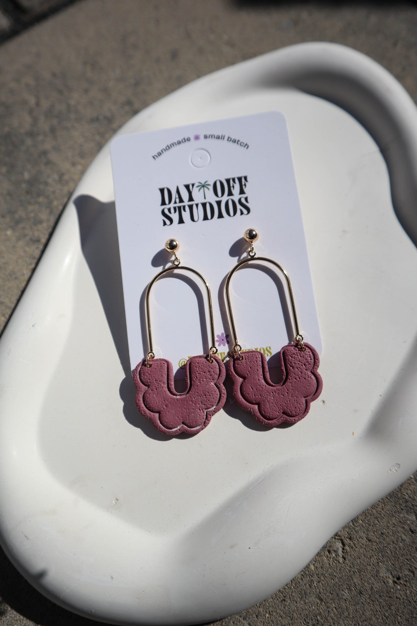 Scallop Arch Drop Earrings