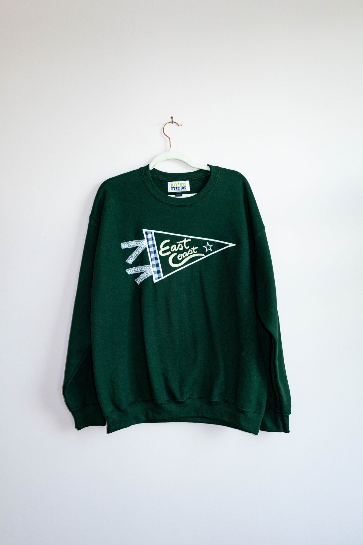 East Coast Pennant Crewneck Sweatshirt - Large