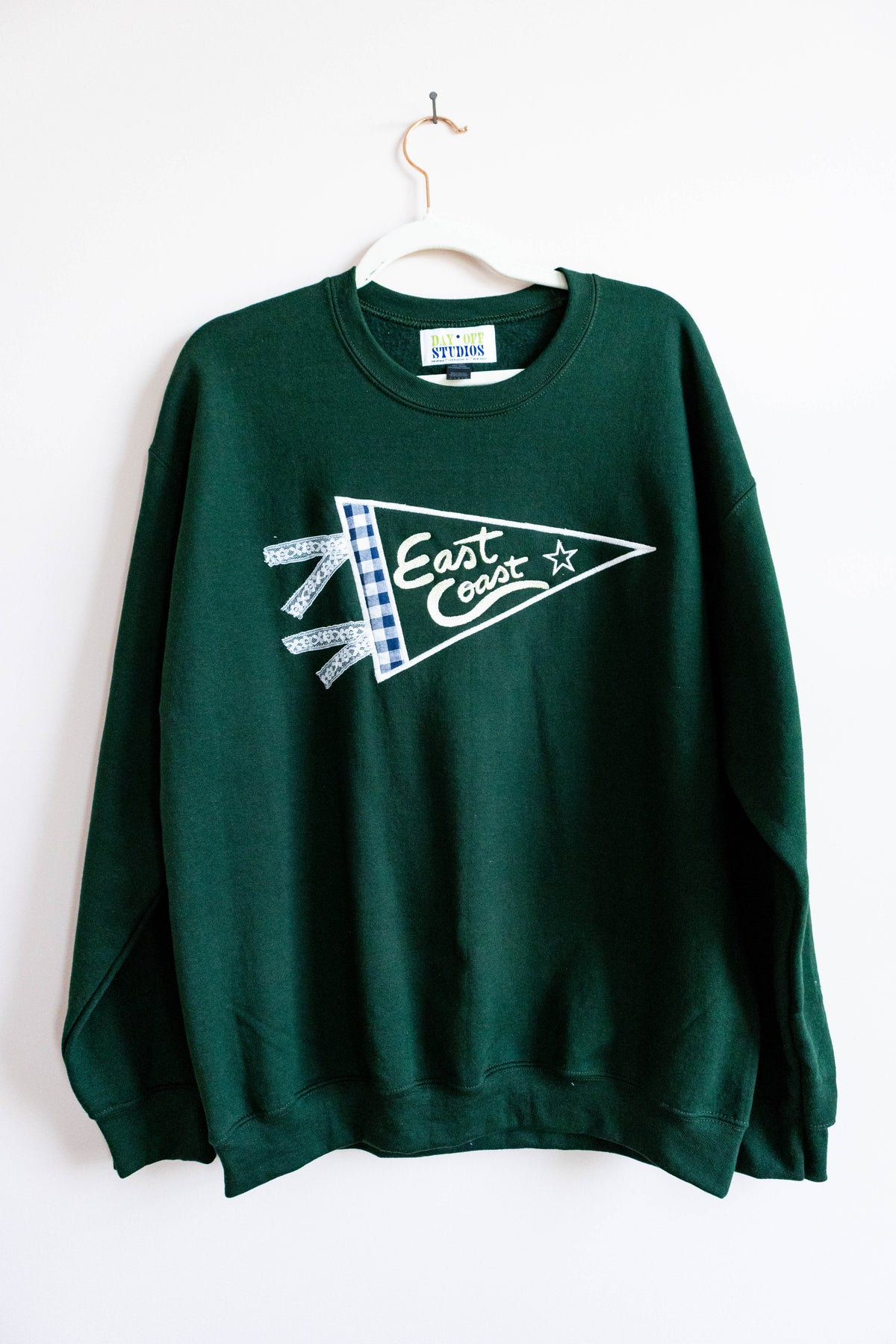 East Coast Pennant Crewneck Sweatshirt - Large