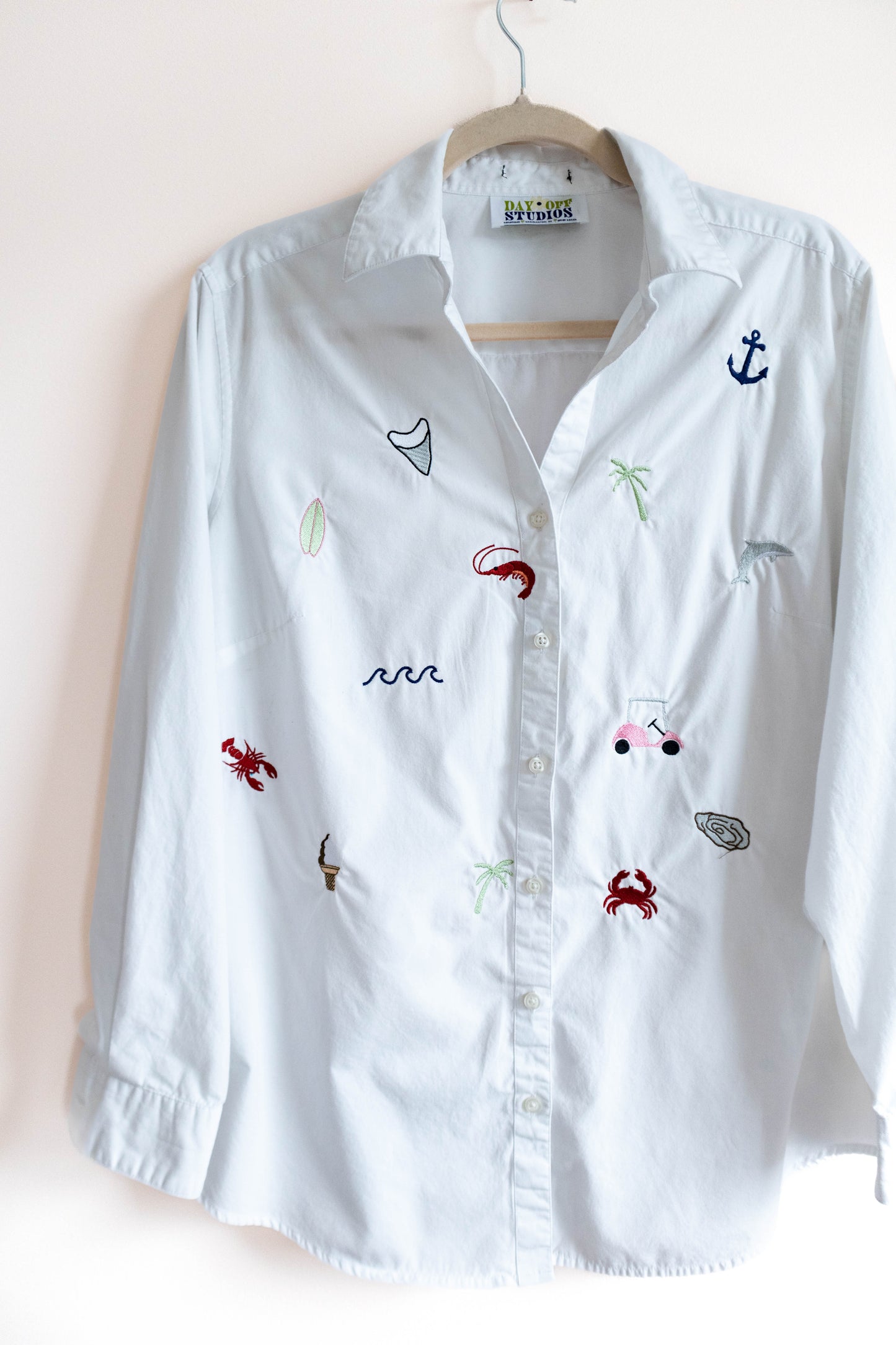 Lowcountry Embroidered Button-Down - Medium