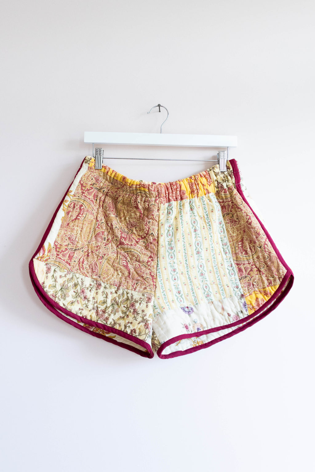 Vintage Quilt Patchwork Shorts - Large