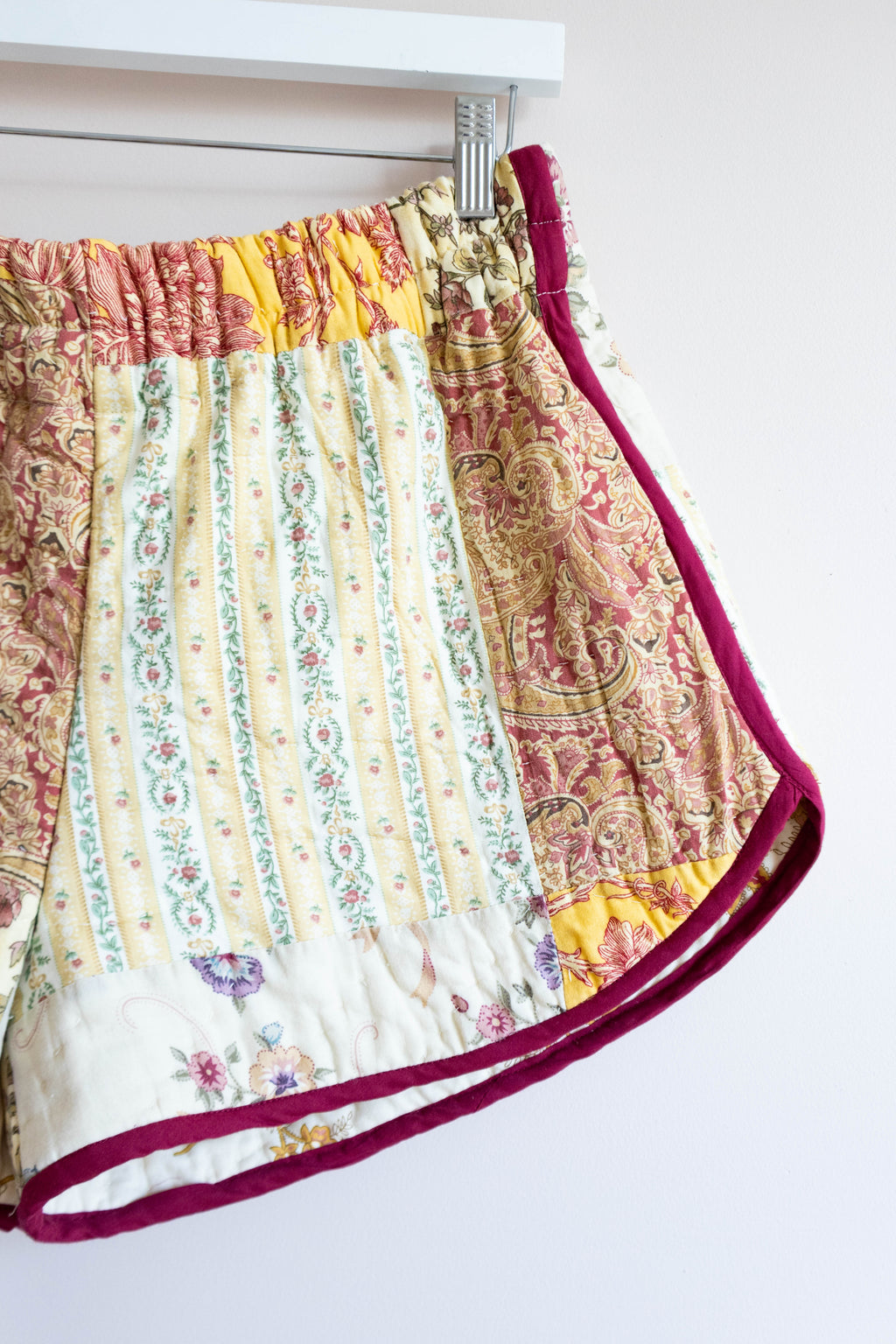Vintage Quilt Patchwork Shorts - Large