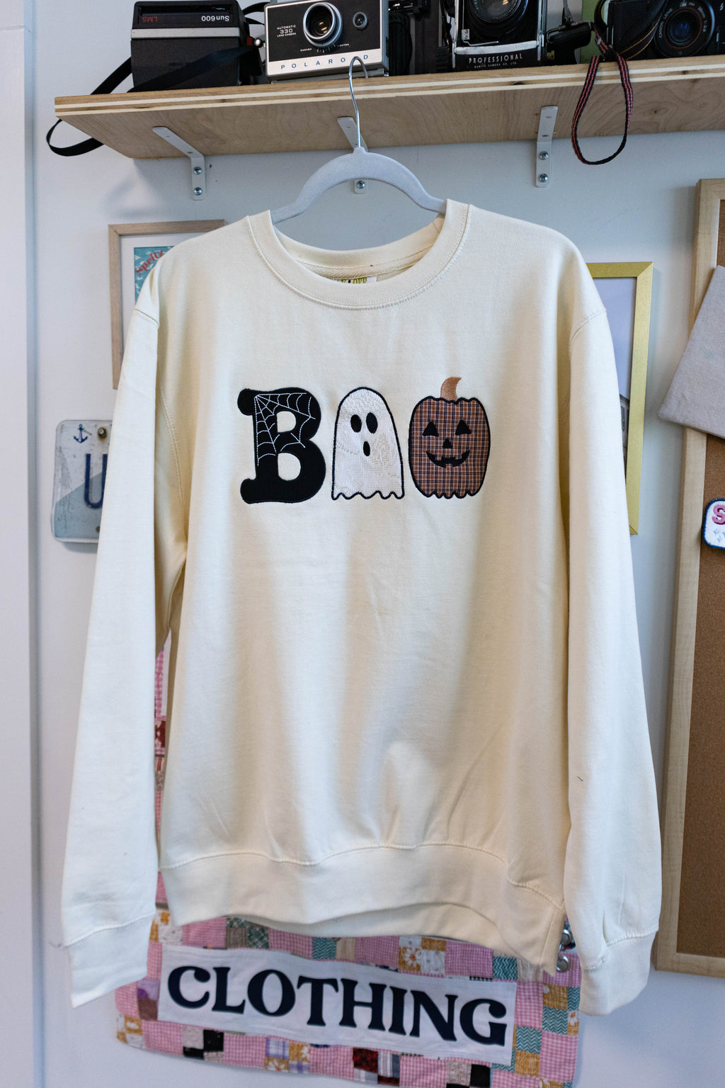 BOO Halloween Appliqué Crewneck Sweatshirt