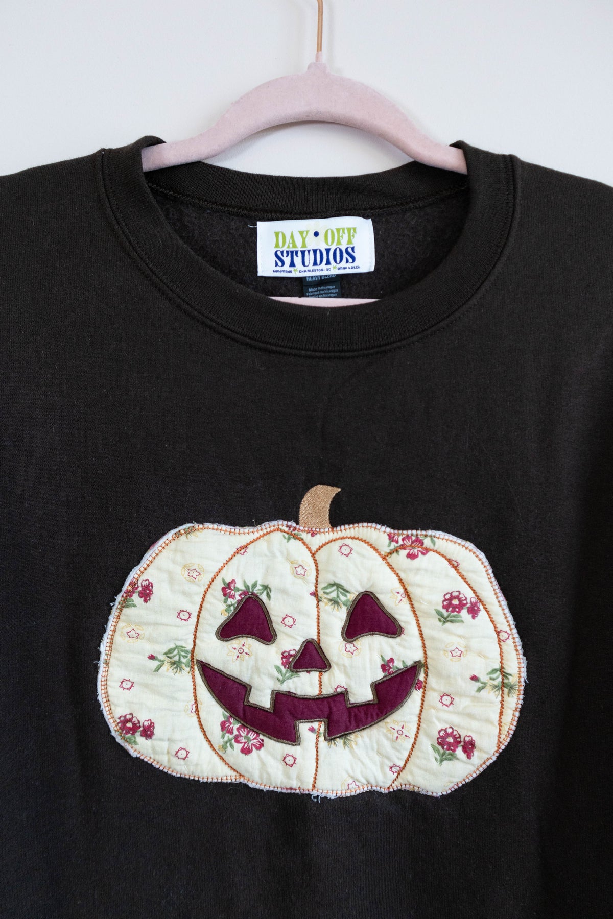 Floral Quilt Pumpkin Sweatshirt - Large